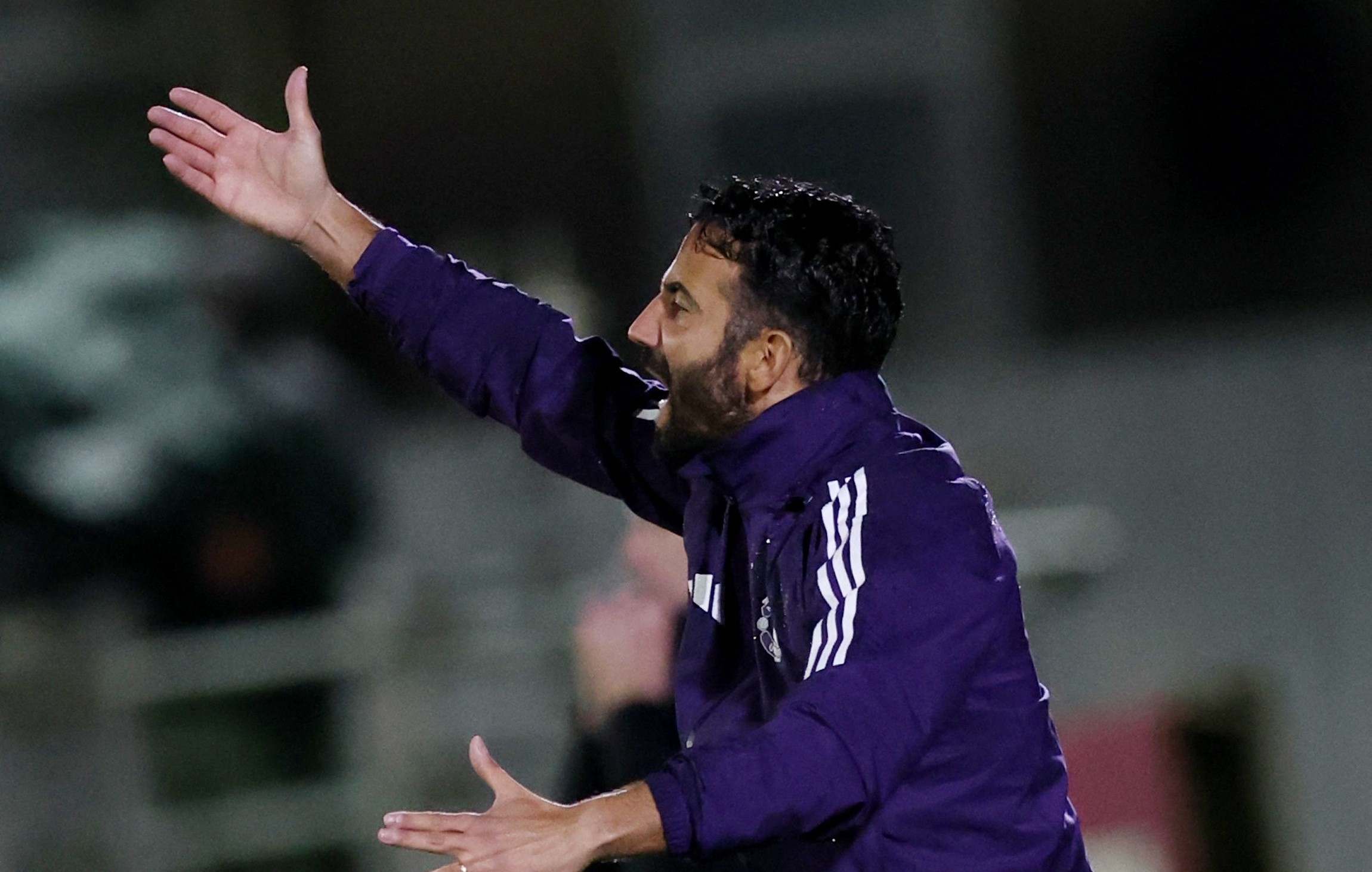 九游体育-赛后曼联备战欧篮联，再遭质疑细节曝光，引发热议，球队文化再被提及(曼联球队现状)