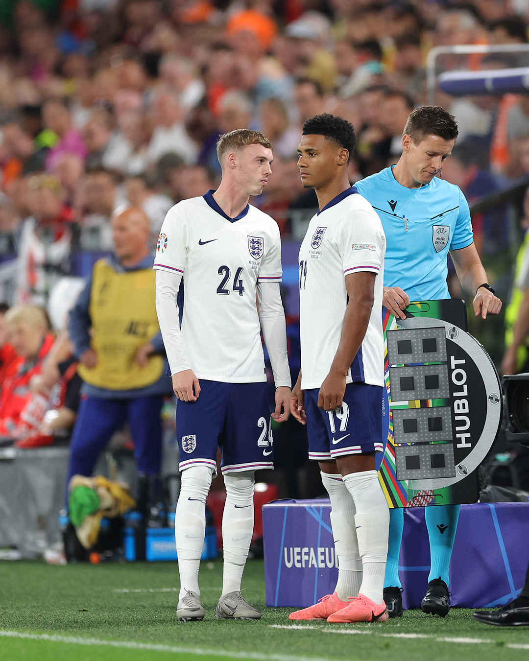 九游体育入口-新世界狂欢伊德是1还是0