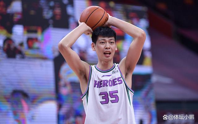 九游体育官网-冲刺阶段浙江队调整名单以备NBA季后赛赛后山东男篮备战意甲之后，欧篮联今晨攻防权衡的简单介绍